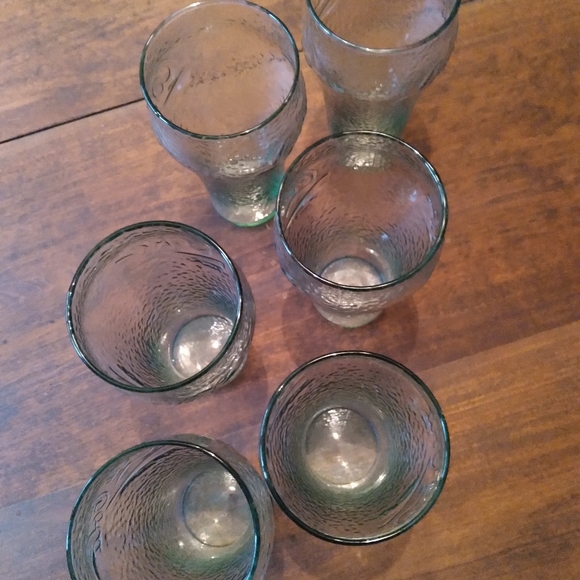 COPY - Set of 6 Vintage Green Pebbled Coca-Cola G… - Picture 2 of 4